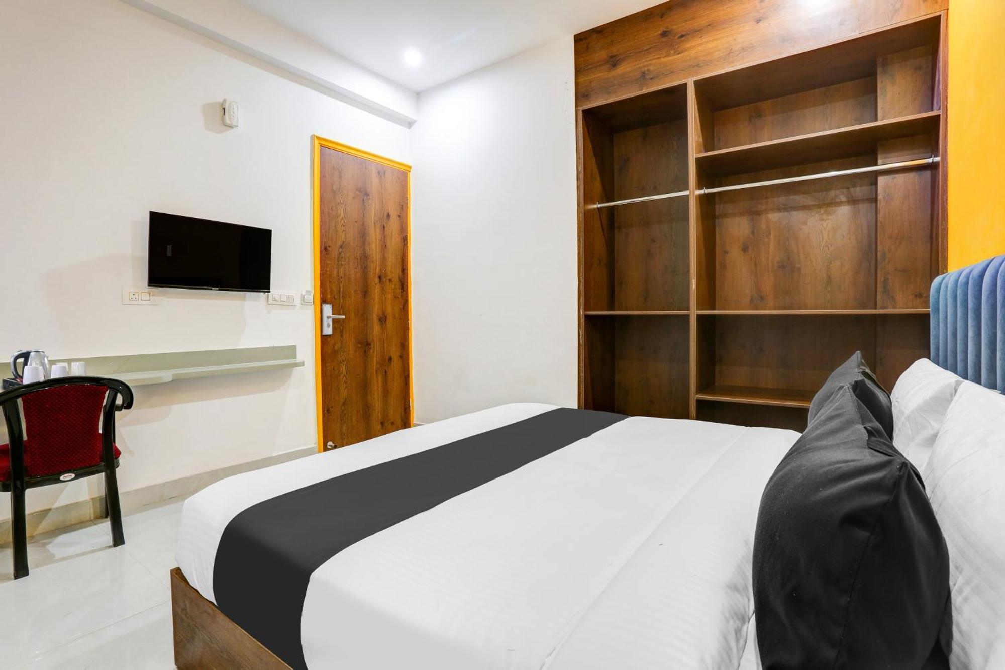 Hotel Super Townhouse Sector 69 Gurgaon Exterior foto
