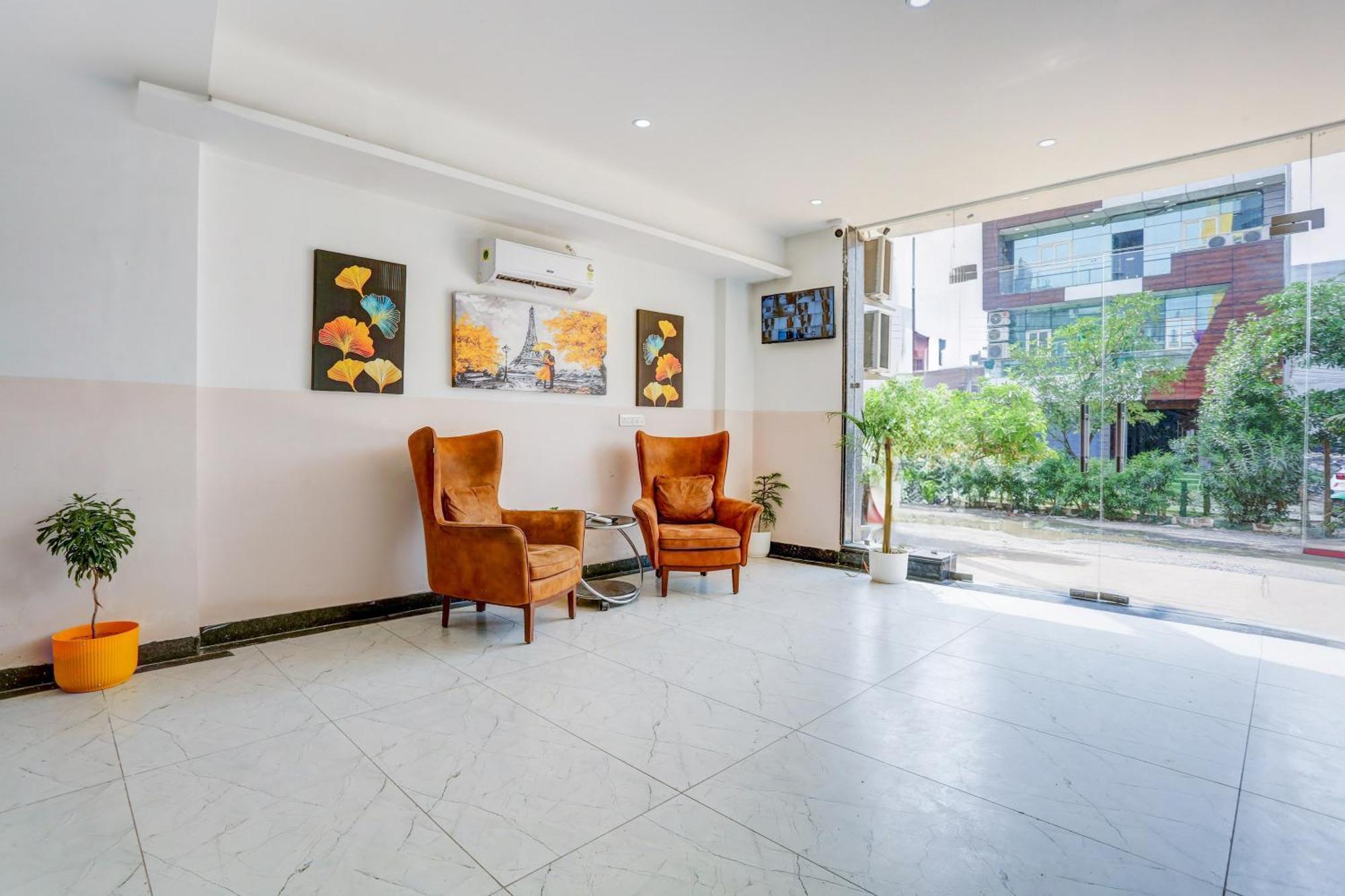 Hotel Super Townhouse Sector 69 Gurgaon Exterior foto